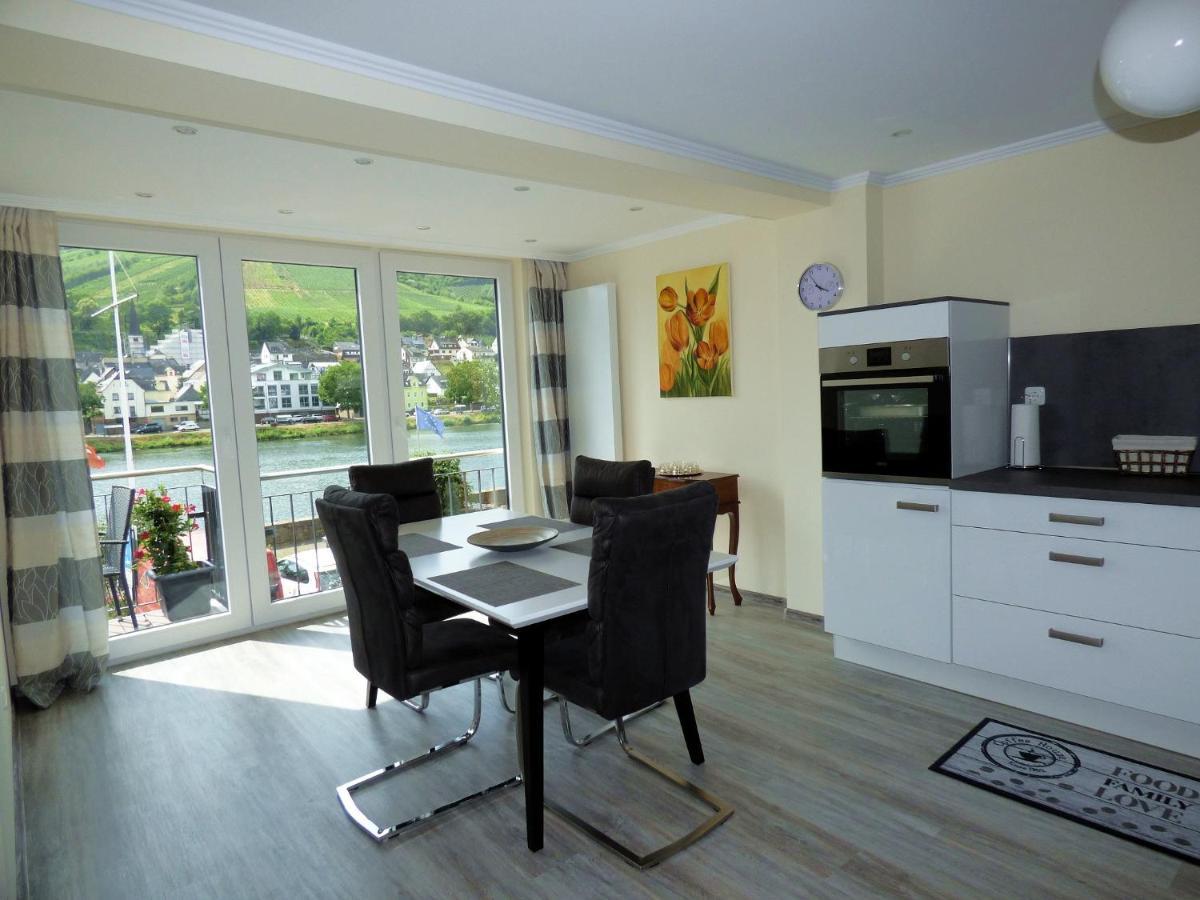 Ferienhaus Moselpromenade Zell Eksteriør billede
